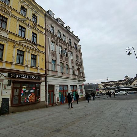 Family Apartment Kv Karlovy Vary Exterior photo